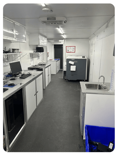 Mobile Stat Lab Solutions - Mobile On-Site Clinic - Interior 2576x768